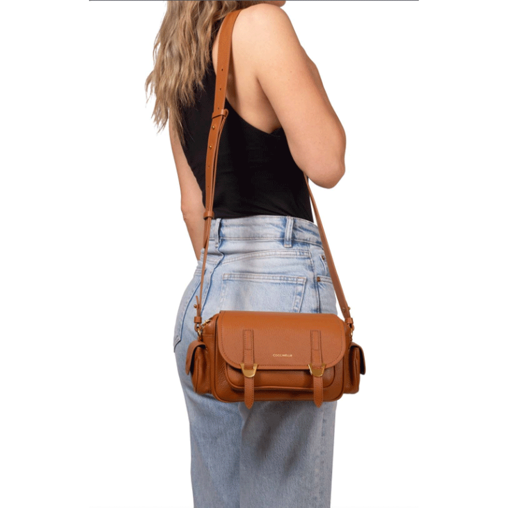 Borsa Donna a Tracolla COCCINELLE in Pelle Colore Cuir linea Campus Small