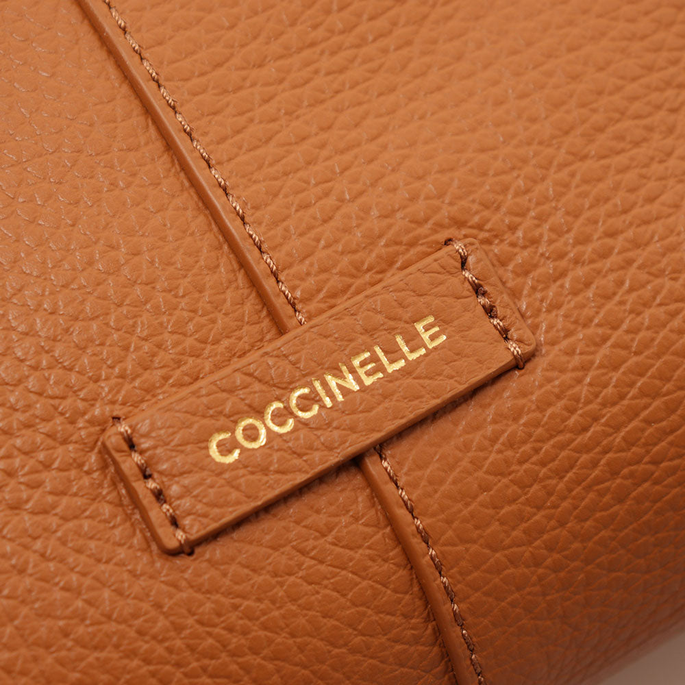COCCINELLE Damenhandtasche aus Leder Abigail Line Farbe Cuir