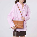 COCCINELLE Damen-Umhängetasche aus Leder der Dorian-Linie, Farbe Cuir