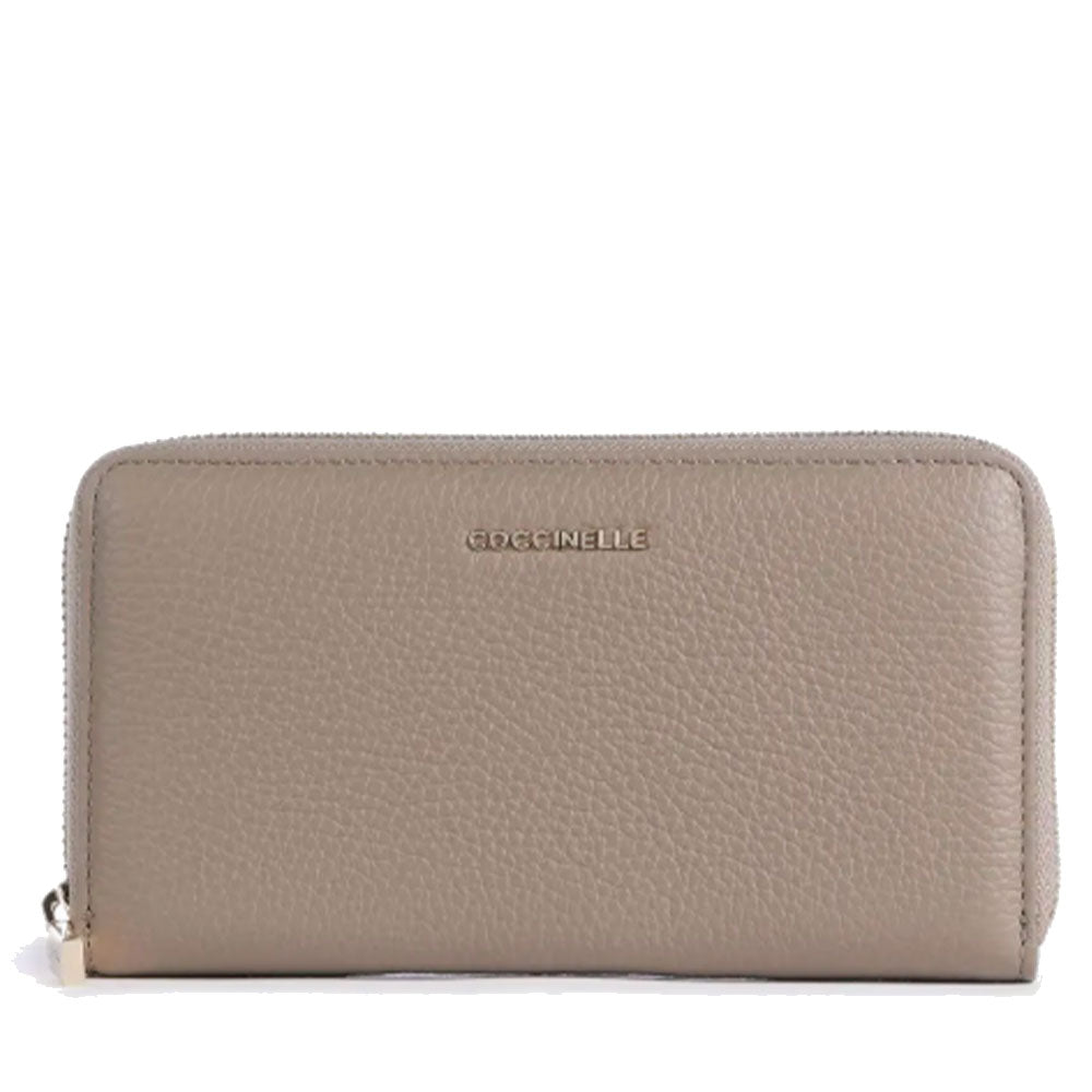 Portafoglio Donna COCCINELLE Zip Around in Pelle Warm Taupe Linea Metallic Soft