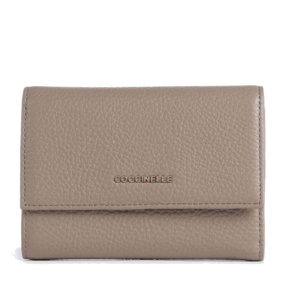 Portafoglio Piccolo COCCINELLE in Pelle Martellata Linea Metallic Soft colore Warm Taupe