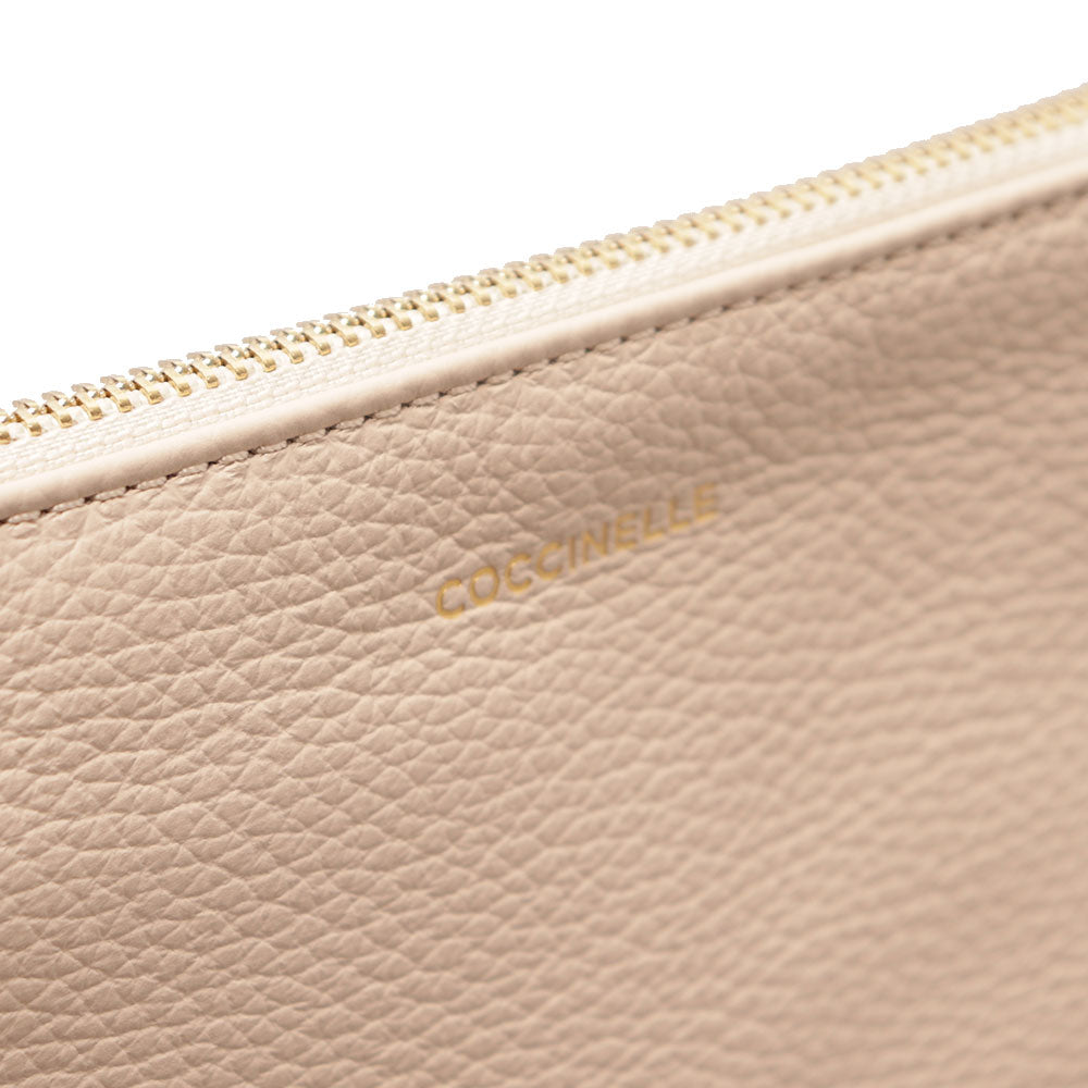 COCCINELLE Damen Schultertasche aus Lammleder Weiß Best Medium Line