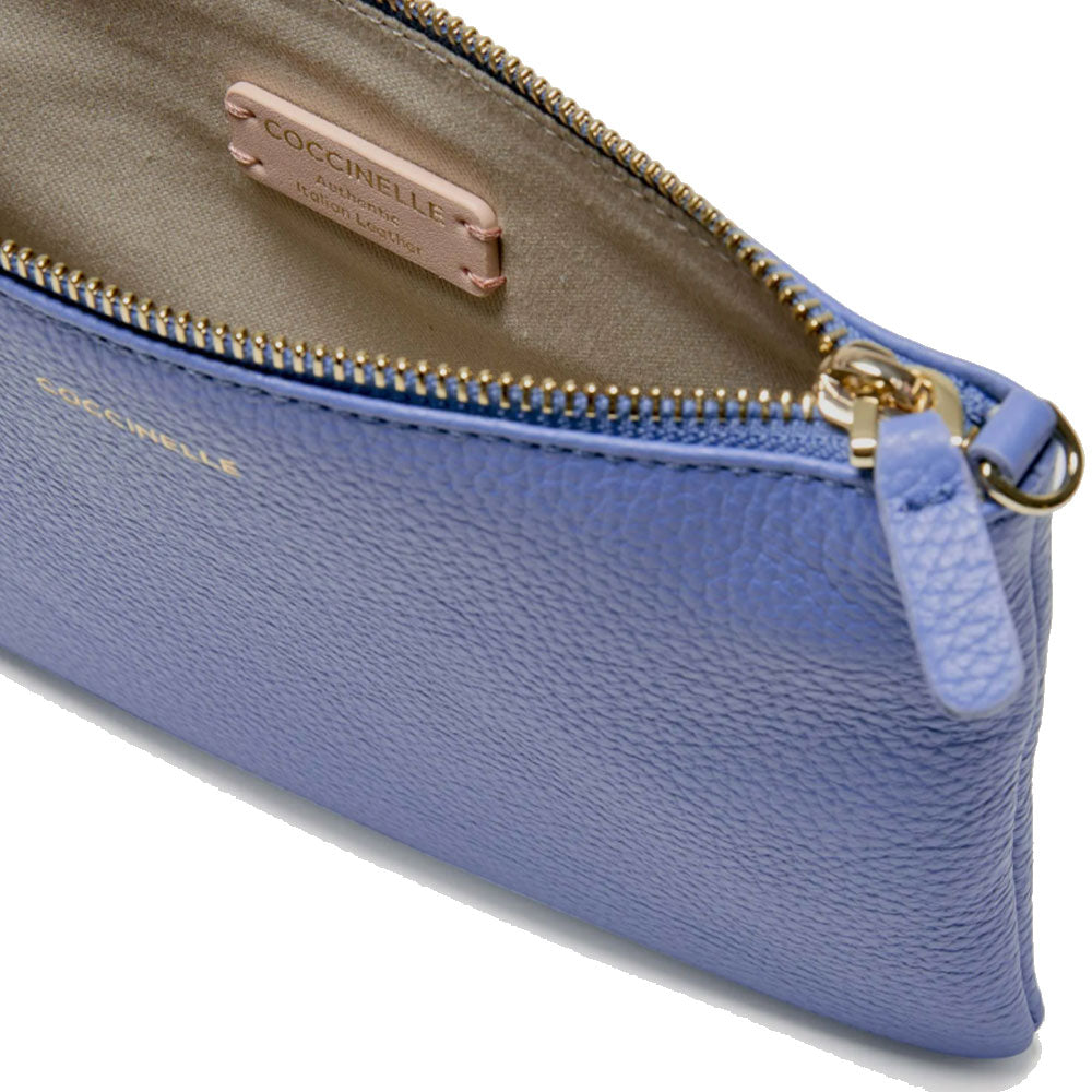 COCCINELLE Best Small Linie
Damen Umhängetasche aus Leder in Azul 