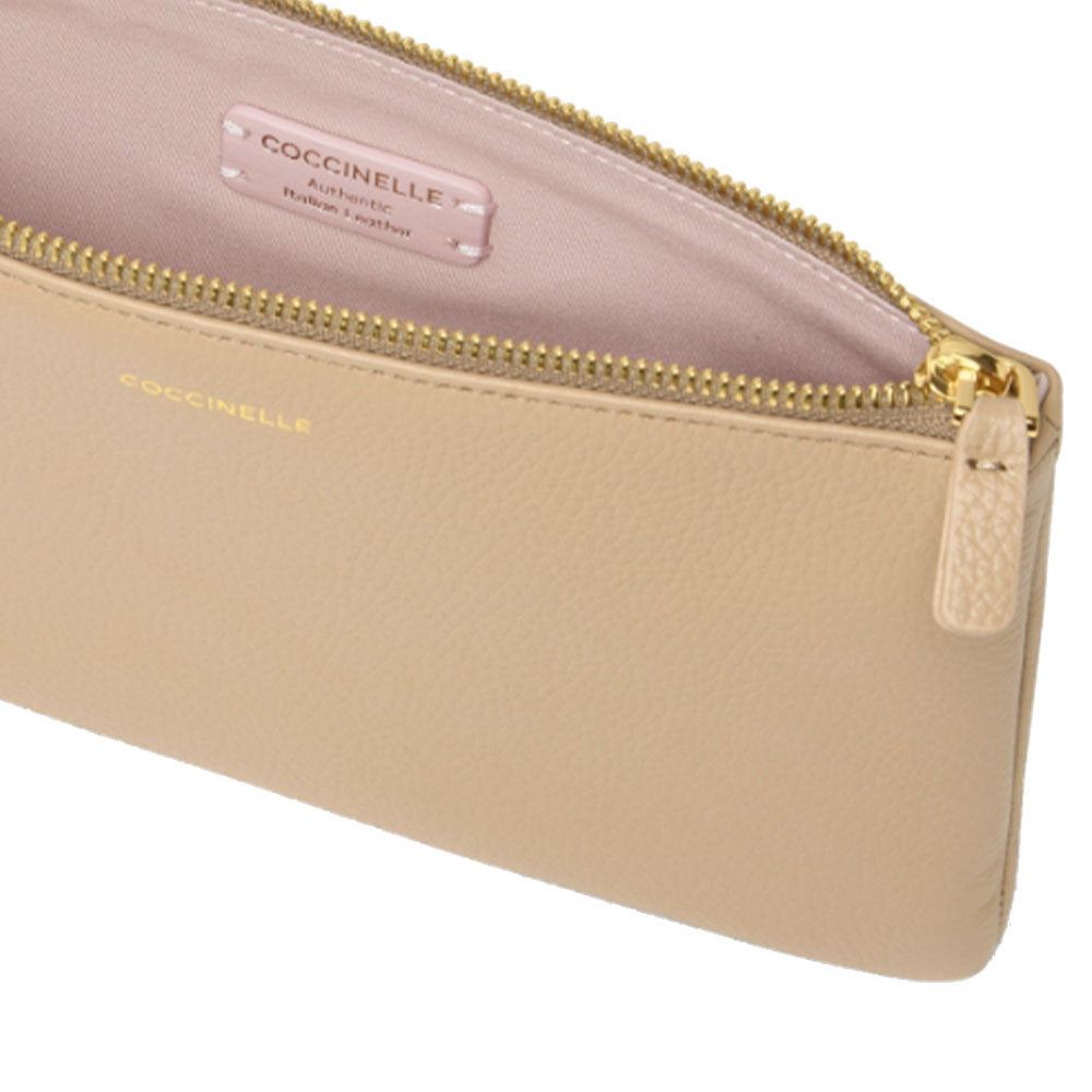 Pochette Donna COCCINELLE in Pelle Linea New Best Soft Colore