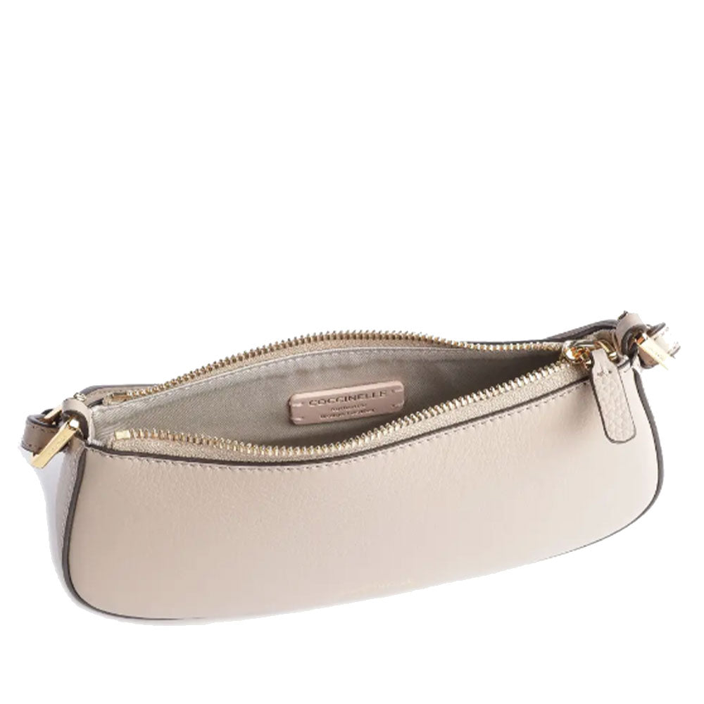 COCCINELLE MERVEILLE LINIE
Damen Schultertasche aus Leder in der Farbe Powder Pink