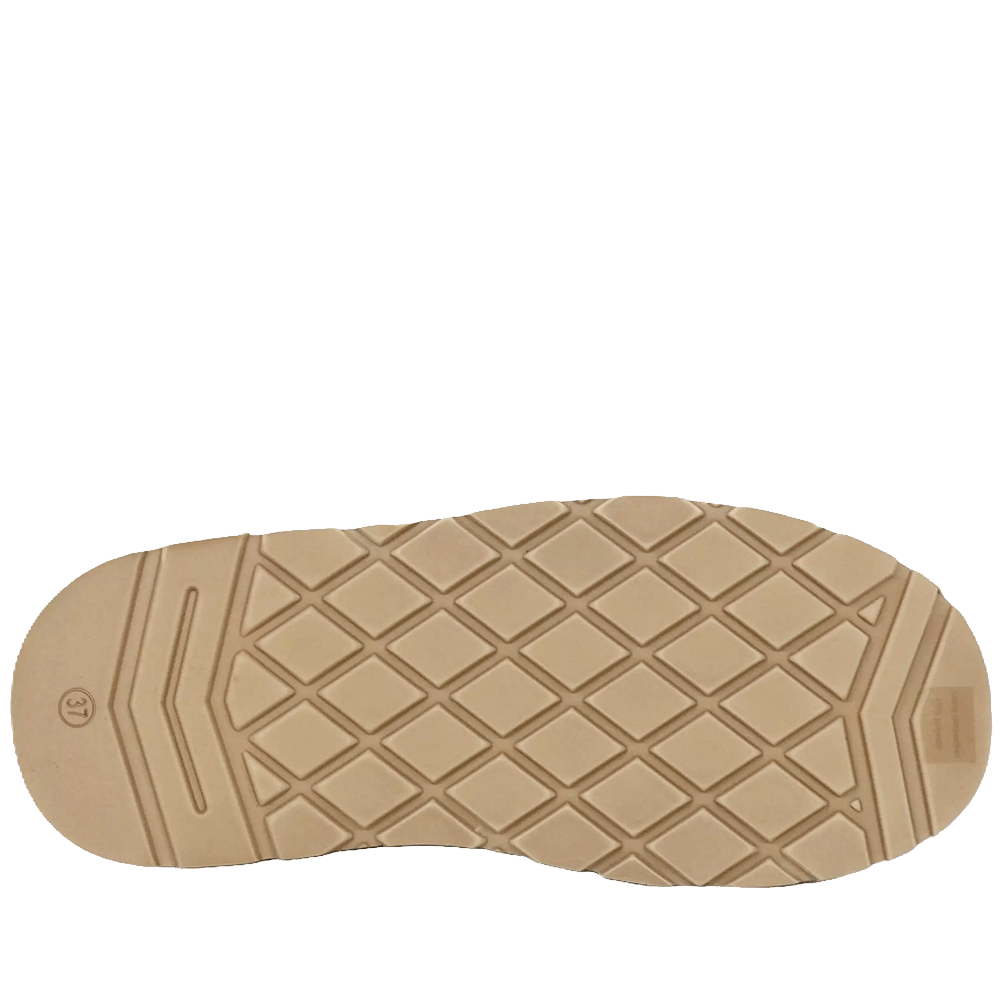 Stivaletti Donna Imbottiti GUESS Linea Dolsay colore Nude