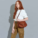 THE BRIDGE Damen-Umhängetasche aus braunem Leder der Ada-Linie