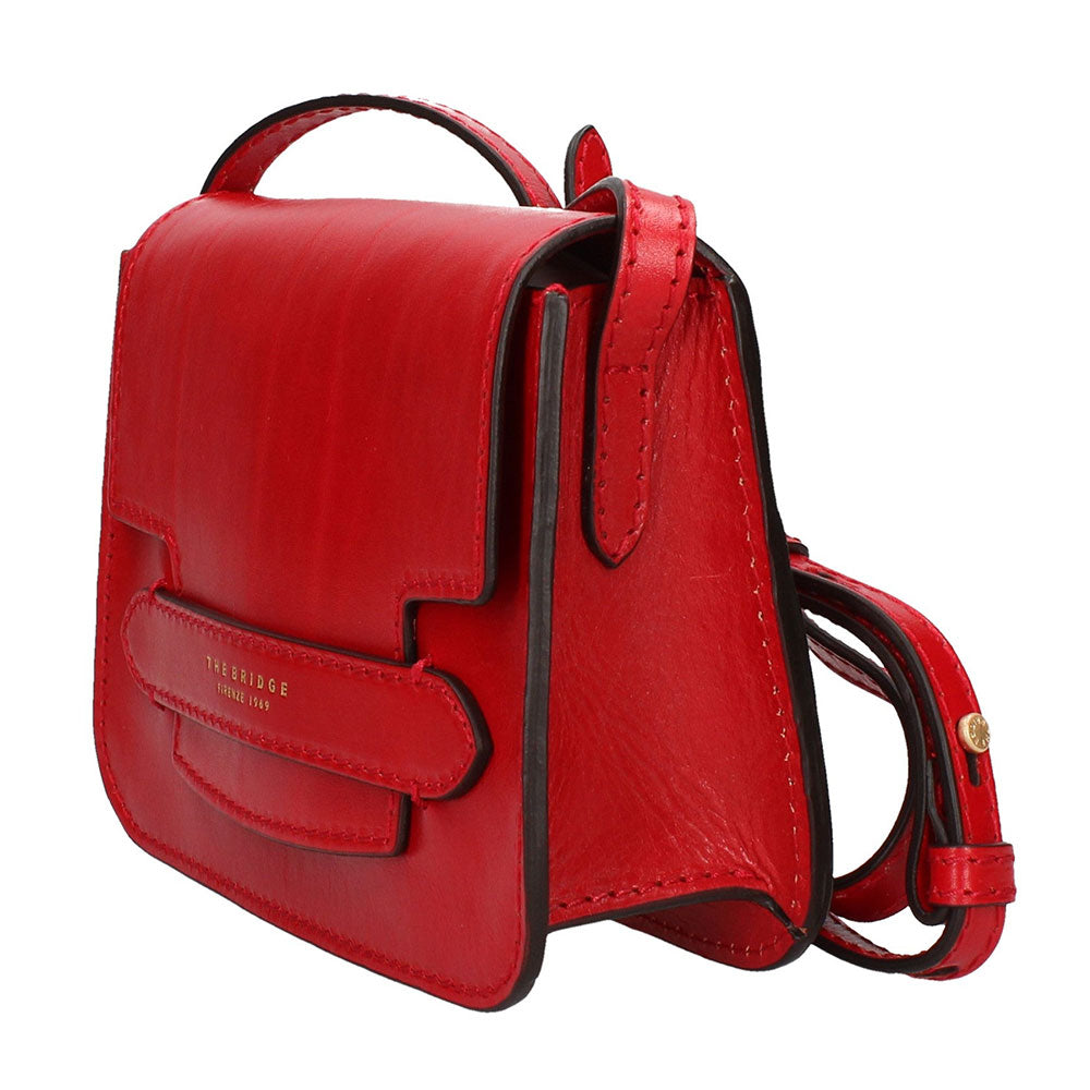 THE BRIDGE Mittelgroße Damen-Umhängetasche aus kirschrotem Leder der Lucrezia-Linie