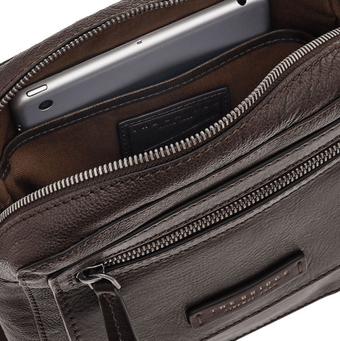 Men's Chestnut Leather Pouch Bag THE BRIDGE Alberto