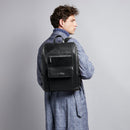 Herrenrucksack mit Reißverschluss THE BRIDGE Alberto-Linie aus schwarzem Leder