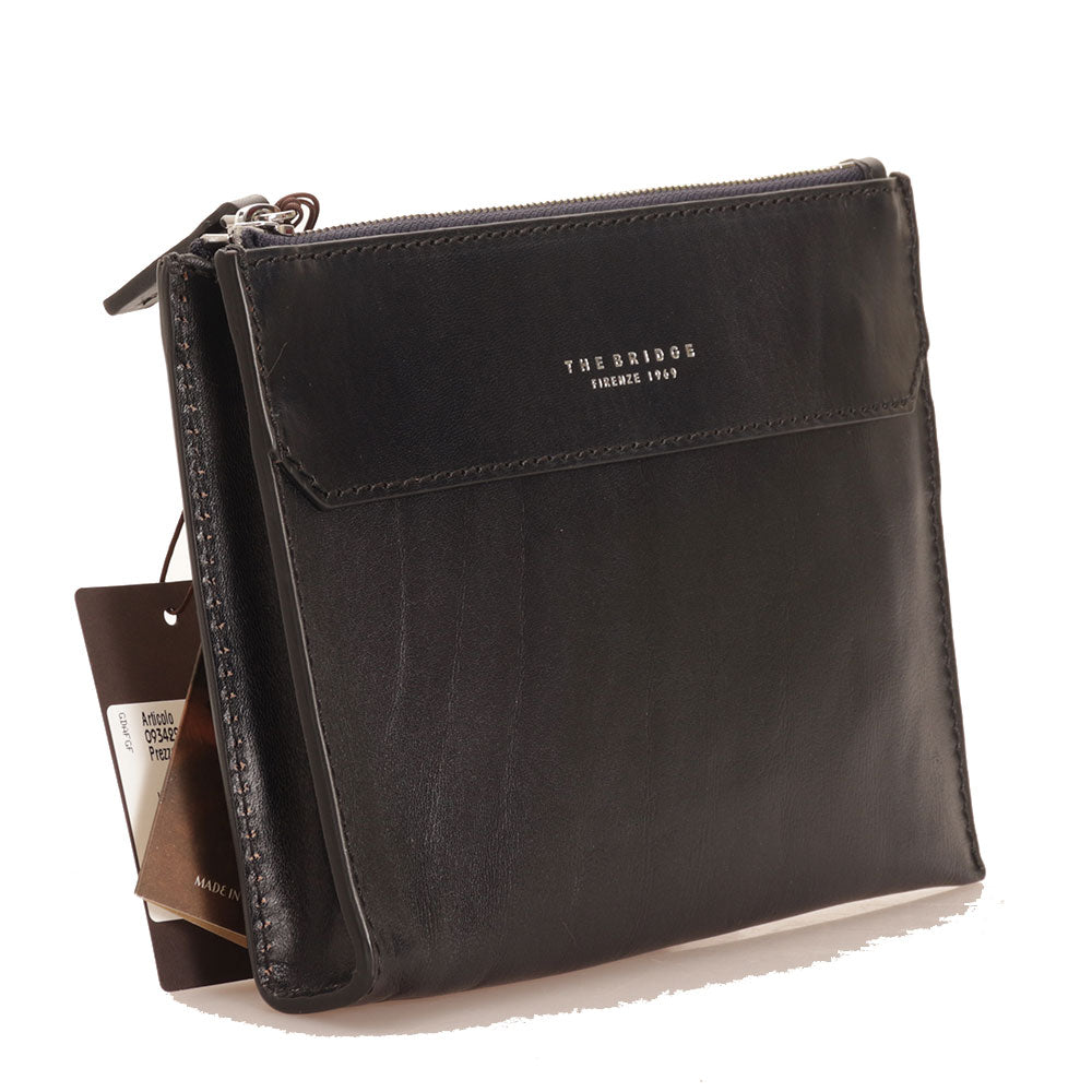 Kleine Herren-Clutch-Tasche der Dante-Linie von THE BRIDGE aus ozeanblauem Leder