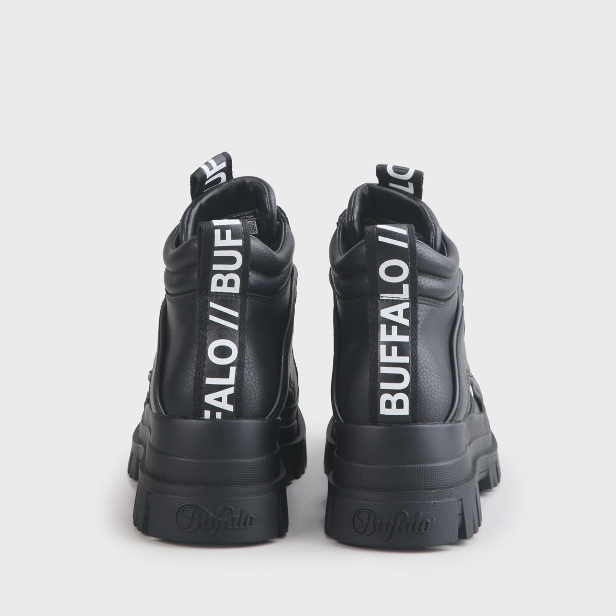 Scarpe BUFFALO Stivaletti Vegan linea Aspha NC MID colore Nero a