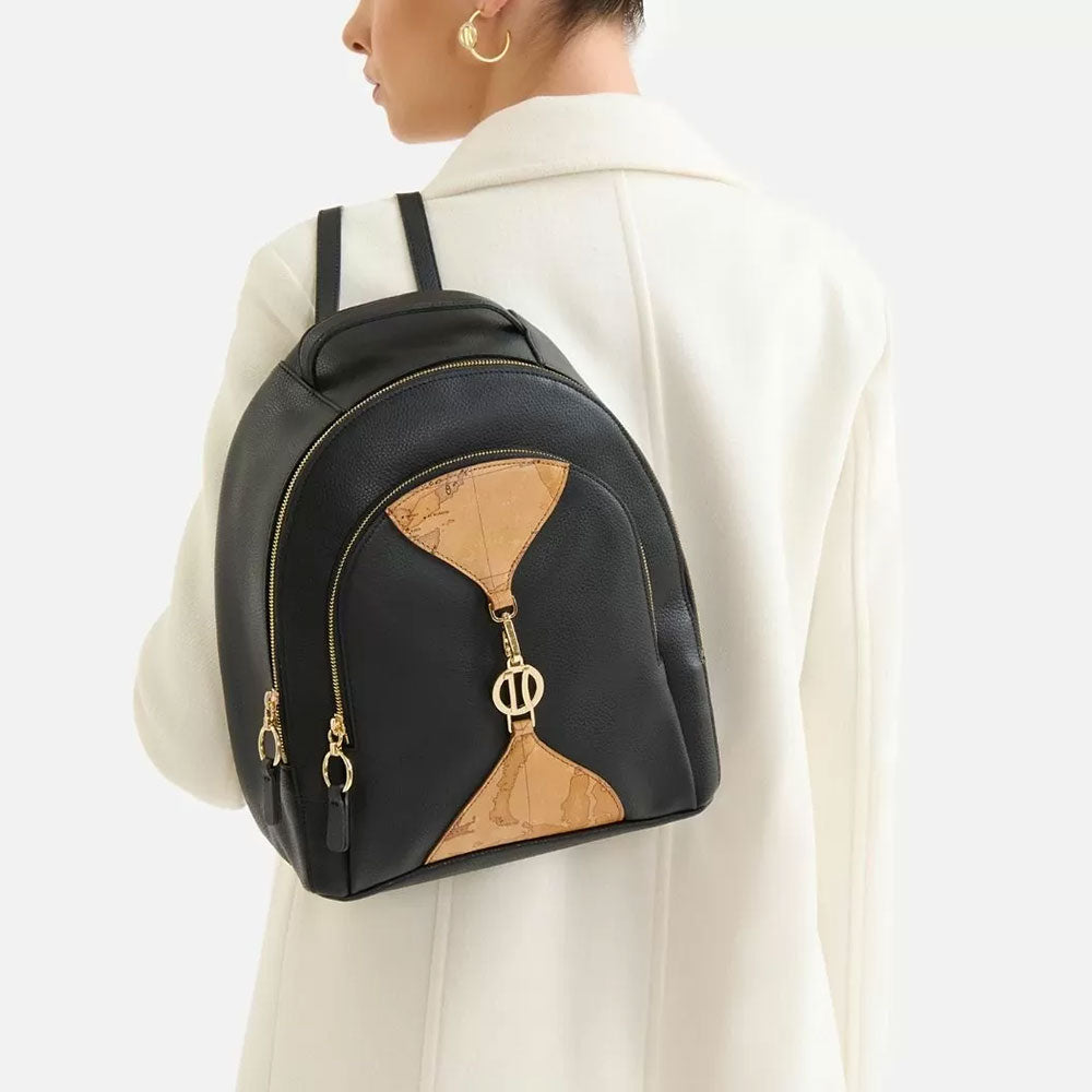 Campomaggi | Zaino pelle nera rivetti oro – lemlò Campomaggi | Zaino pelle nera rivetti oro – lemlò