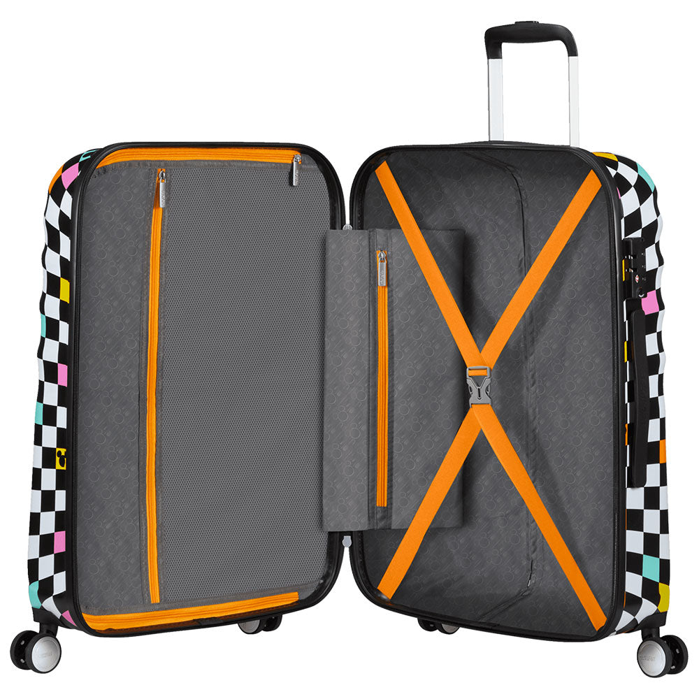 Valigia IT Luggage Lux Lite Stregante Nero | 67 Cm 8 Ruote Spinner | Solo 2,6 Kg
