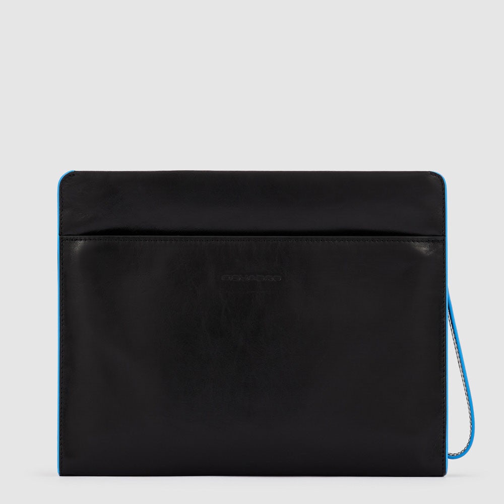 PIQUADRO iPad® Clutch Bag Blue Square Line AC5974B2VR aus schwarzem Leder