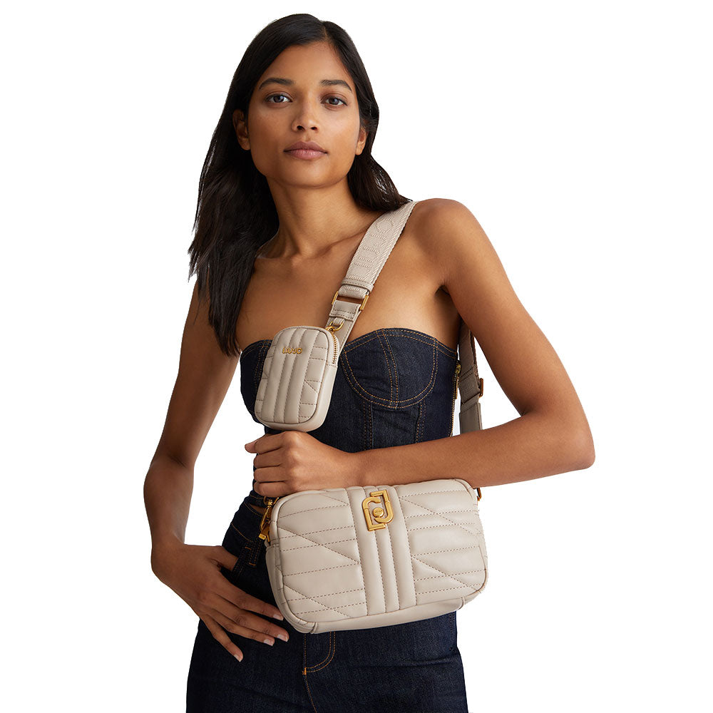 LIU JO Öko-nachhaltige Matelassè Beige Damen-Umhängetasche AF3125