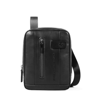 Umhängetasche PIQUADRO aus schwarzem Leder mit iPad® mini-Fach - CA3084UB00 Modell Urban