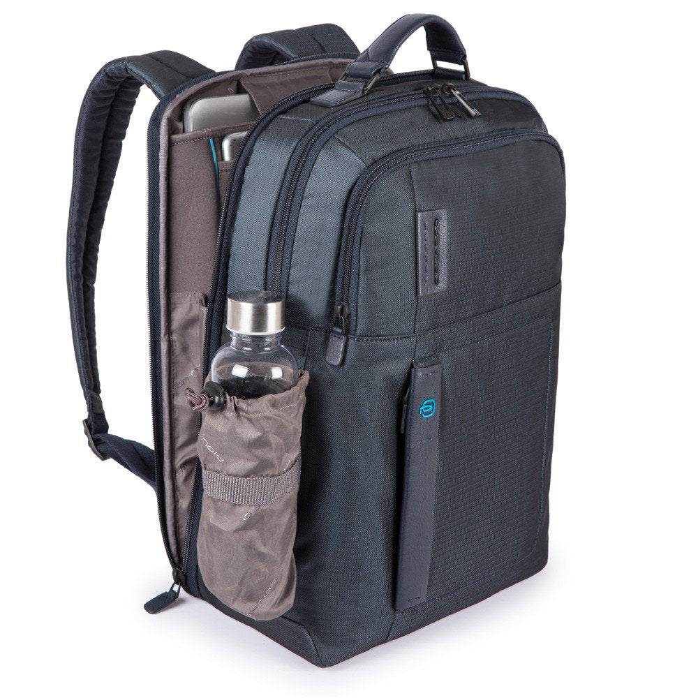 PIQUADRO 15,6" PC- und iPad-Rucksack Pulse P16-Linie aus blauem Stoff CA4174P16