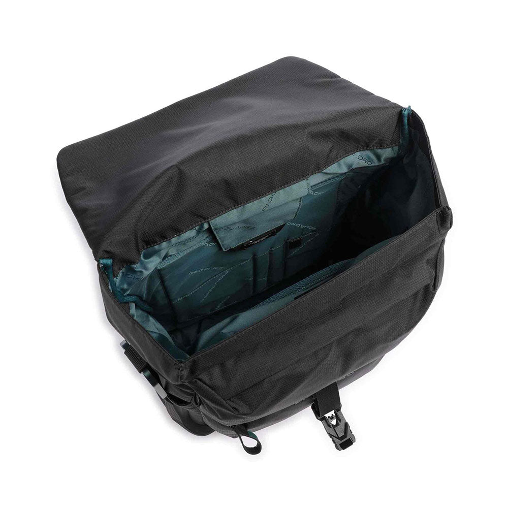 PIQUADRO Roll-Top-Rucksack mit 15-Zoll-PC-Halterung aus recyceltem Stoff, Farbe Schwarz – CA6144C2O