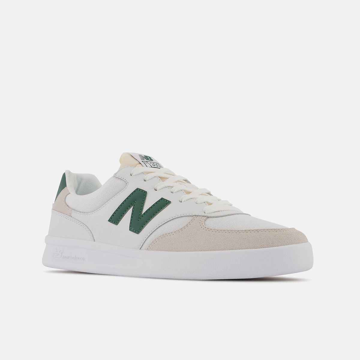 Scarpe Uomo NEW BALANCE Sneakers 300 Court in Mesh e Suede colore White e Green a sconto Cuoieriashop