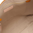 COCCINELLE Einkaufstasche Lea Line aus Kunstharzleder mittlerer Größe