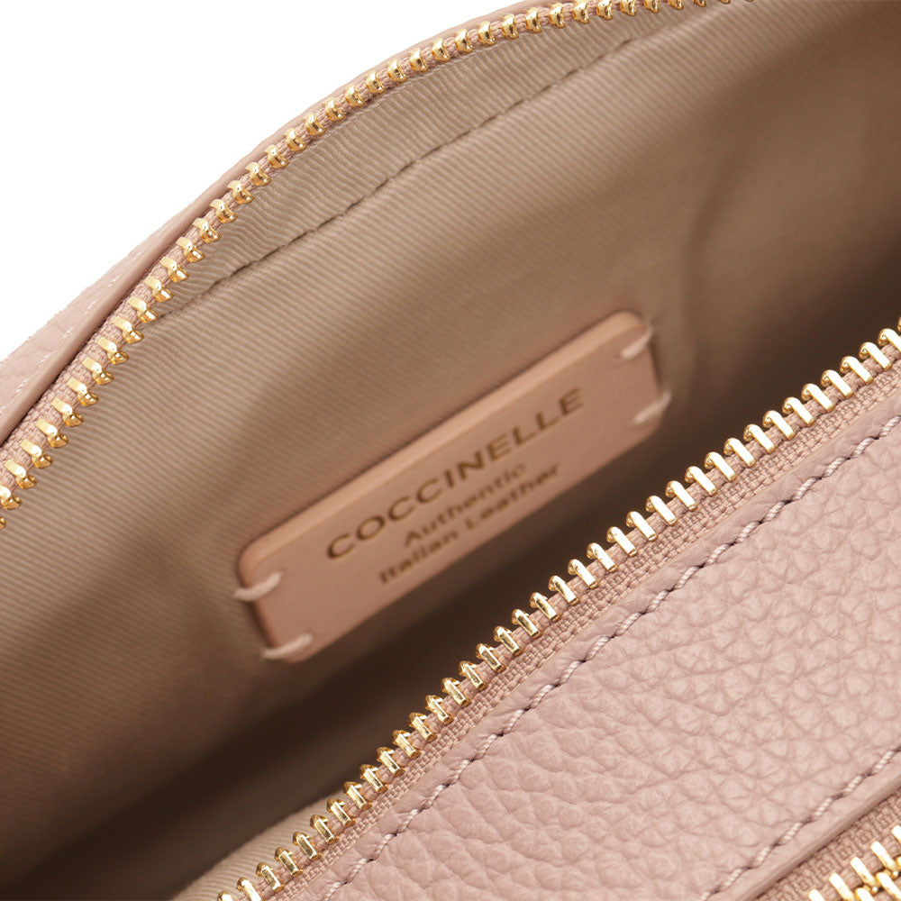 COCCINELLE Kleine Damen-Umhängetasche Lea-Linie aus anemonenfarbenem Leder