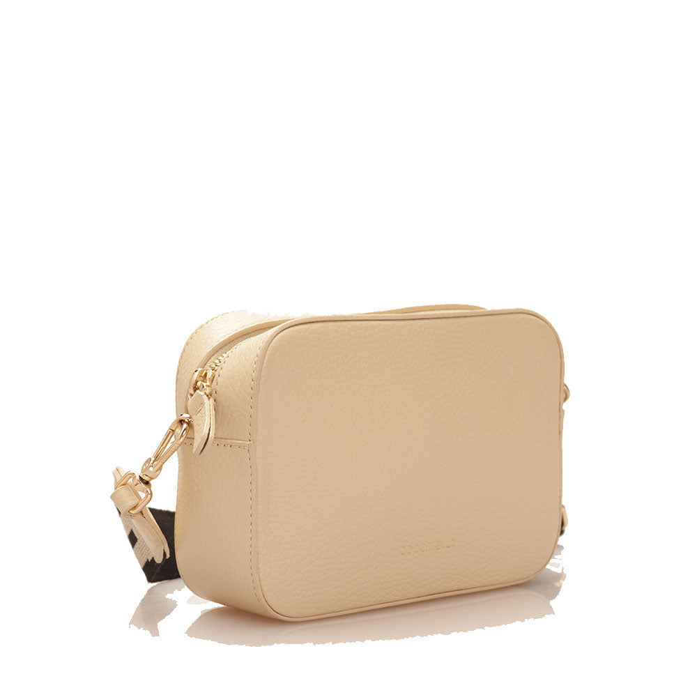 COCCINELLE Damen-Umhängetasche Tebe Line, Seidenfarbe, kleine Größe