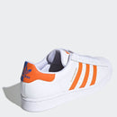 Scarpe Uomo ADIDAS Sneakers linea Superstar in Pelle colore Bianco Arancione e Blu