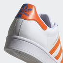Scarpe Uomo ADIDAS Sneakers linea Superstar in Pelle colore Bianco Arancione e Blu