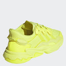 Scarpe Uomo ADIDAS Sneakers linea Ozweego colore Giallo Fluo