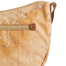 Mittlere Mezzaluna-Damentasche 1A Classe Alviero Martini Soft Generation-Linie mit Geo Classic- und Kastanien-Print GV78