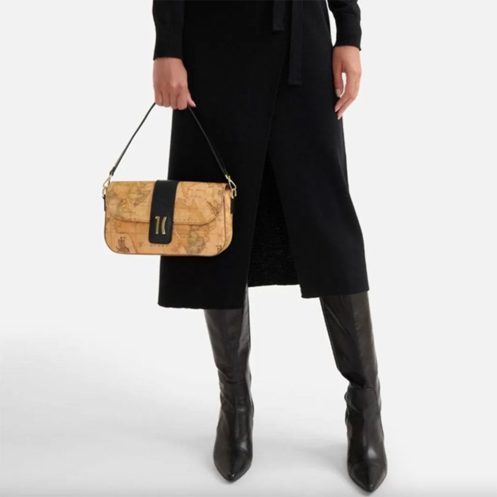 Baguette-Damentasche mit Schultergurt 1A Classe Alviero Martini Idol Bag-Linie mit Geo Classic-Print und Schwarz GZ07