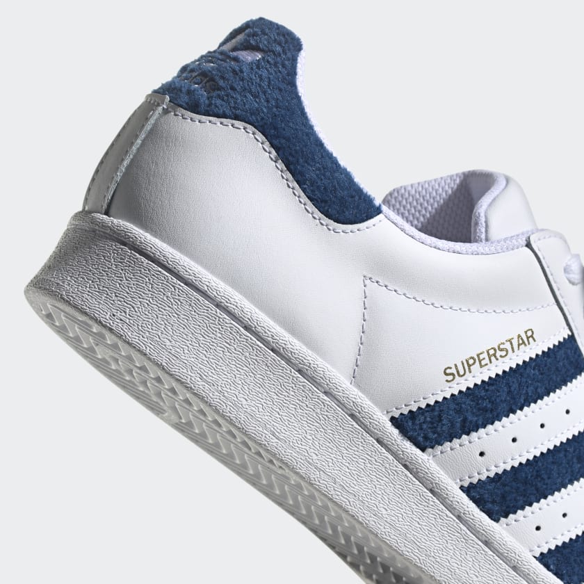 Scarpe ADIDAS Sneakers Uomo linea Superstar in Pelle colore Bianco e Blu