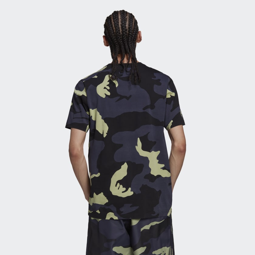 ADIDAS Graphics Camo Line T-Shirt in der Farbe Shadow Navy