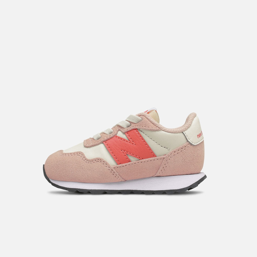 NEW BALANCE Kinderschuhe 237 Sneakers aus Oyster Pink Leder