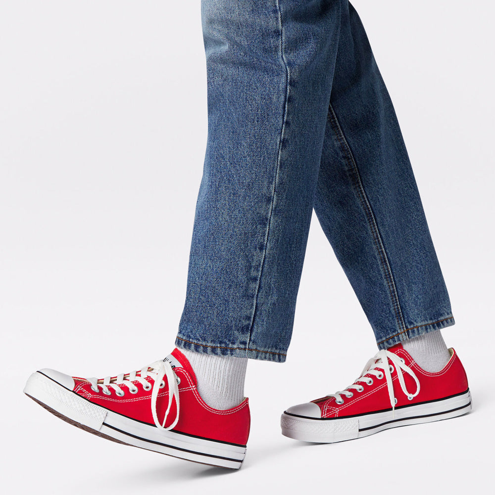 Scarpe Unisex CONVERSE Sneakers linea Chuck Taylor All Star Classic Low Top in Tessuto Rosso