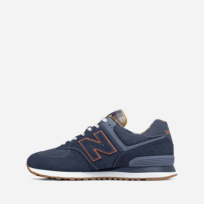 NEW BALANCE Herrenschuhe 574 Sneakers aus marineblauem Mesh und Wildleder mit Tartan-Details