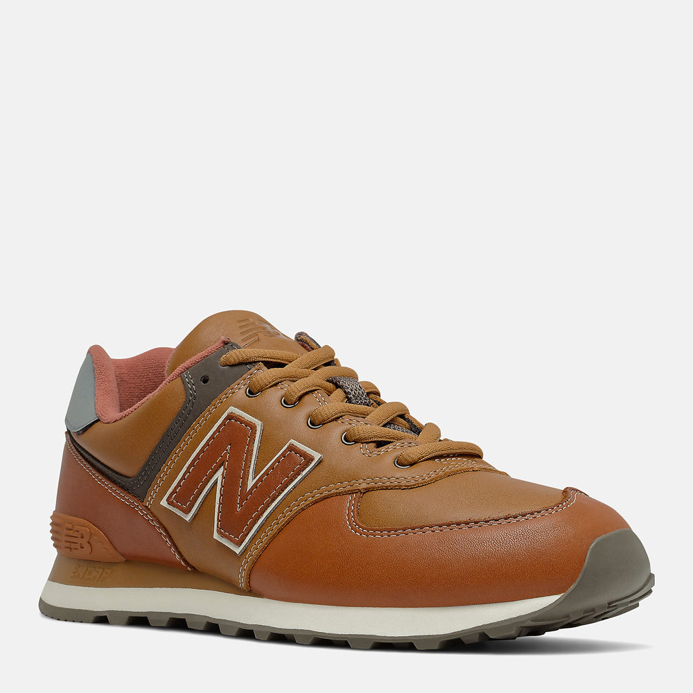 Scarpe Uomo NEW BALANCE Sneakers 574 in Pelle Premium colore Cognac a sconto Cuoieriashop