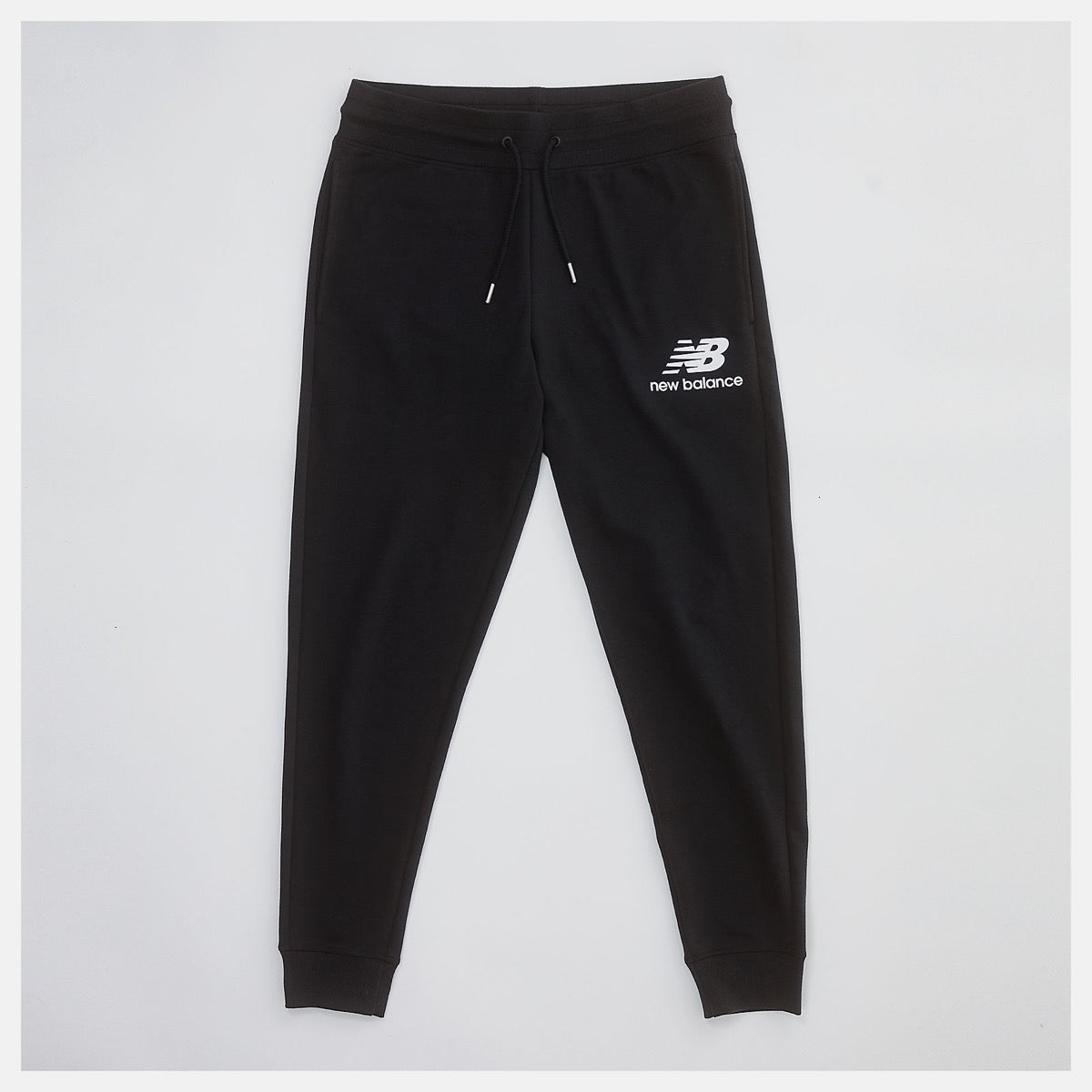 NEW BALANCE Herrenhose Essentials-Linie Stacked Logo Jogginghose Farbe Schwarz