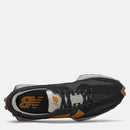 Scarpe Uomo NEW BALANCE Sneakers 327 in Suede e Nylon colore Black e Madras Orange