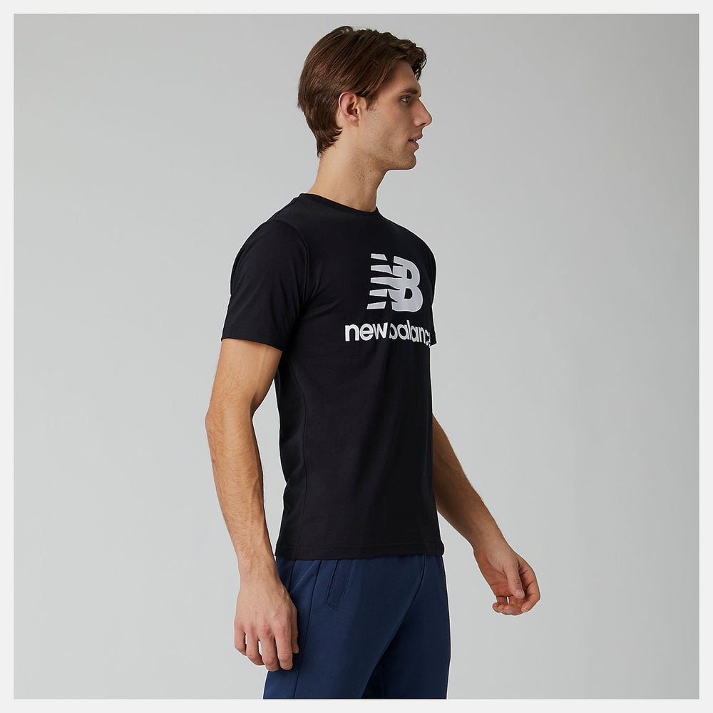 NEW BALANCE Herren T-Shirt Essentials Stacked Logo Linie, Farbe Schwarz