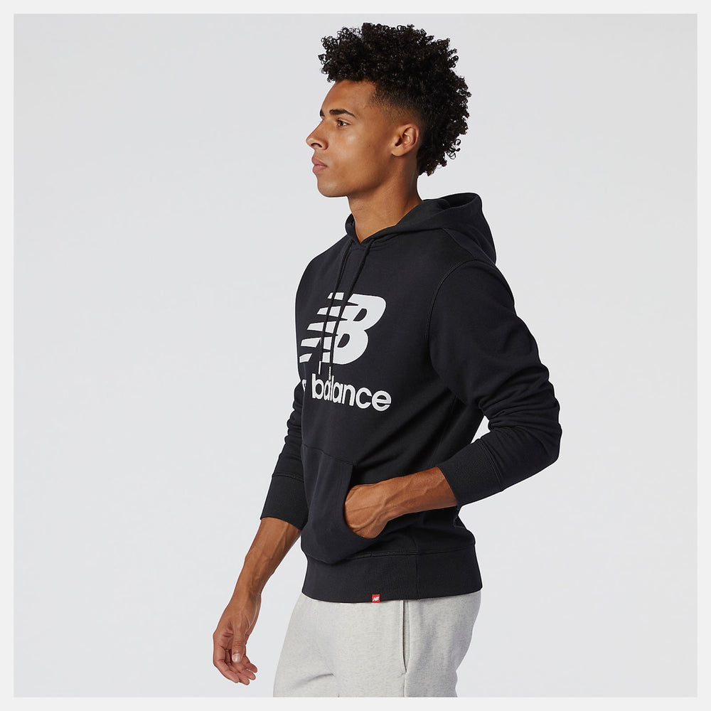 NEW BALANCE Herren-Kapuzenpullover Essentials Stacked Logo-Linie in Schwarz
