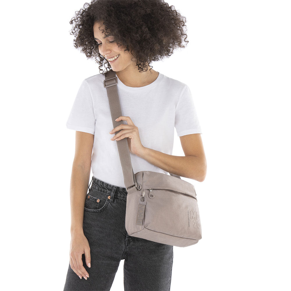 Borsa Donna a Tracolla Mandarina Duck in Tessuto colore Taupe Linea MD20 Chiusa con Zip