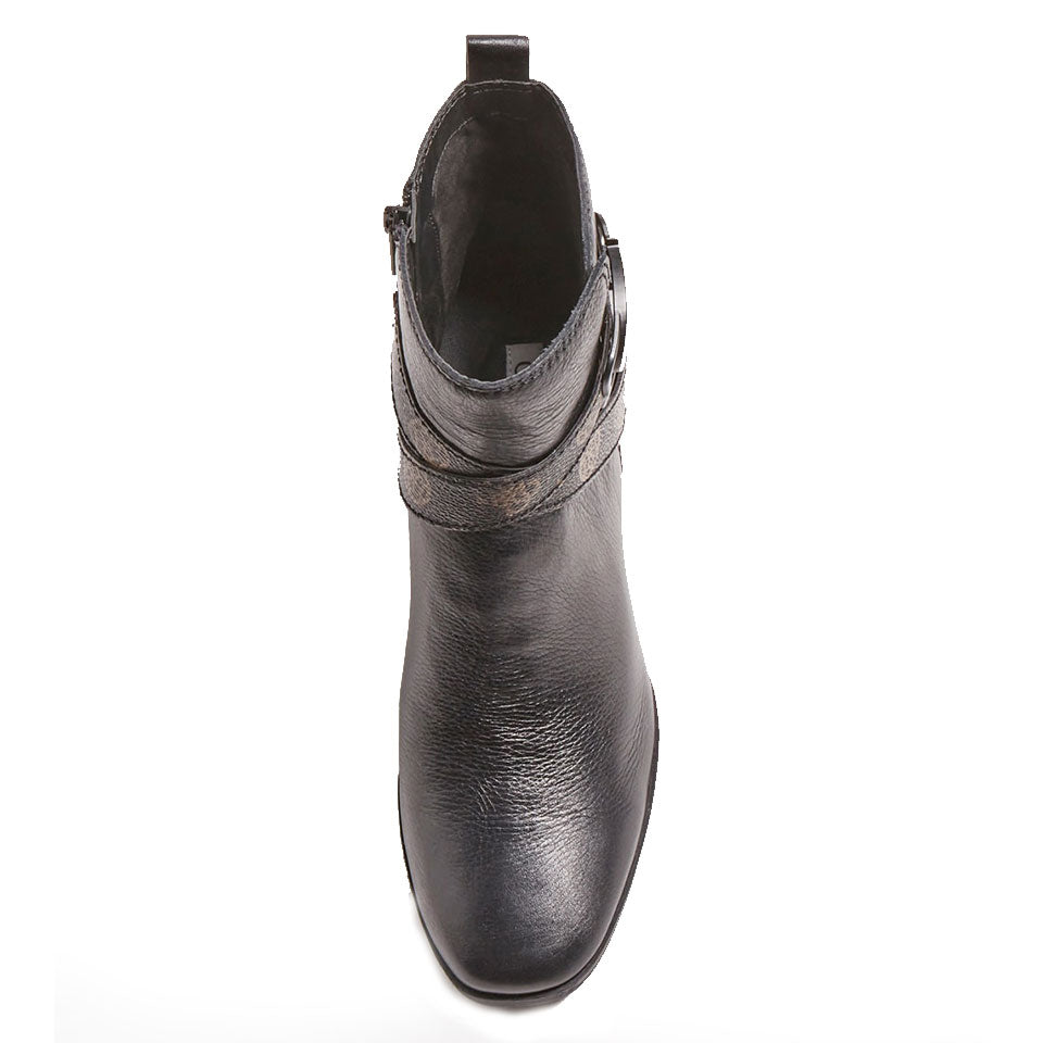 Guess Stivaletti FL8WAN FAL10 | Fantasia Moda Guess Stivaletti FL8WAN FAL10 | Fantasia Moda