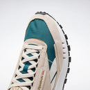 Scarpe Uomo REEBOK Sneakers linea CL Legacy colore Stucco e Verde