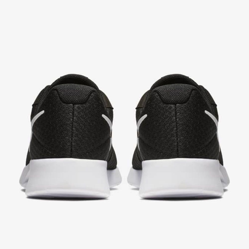 Scarpe NIKE Sneakers linea Tanjun colore Nero