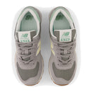 Scarpe Donna NEW BALANCE Sneakers 574 in Suede e Mesh colore Slate Grey