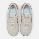 Scarpe Donna NEW BALANCE Sneakers 574 in Pelle colore Calm Taupe e Angora